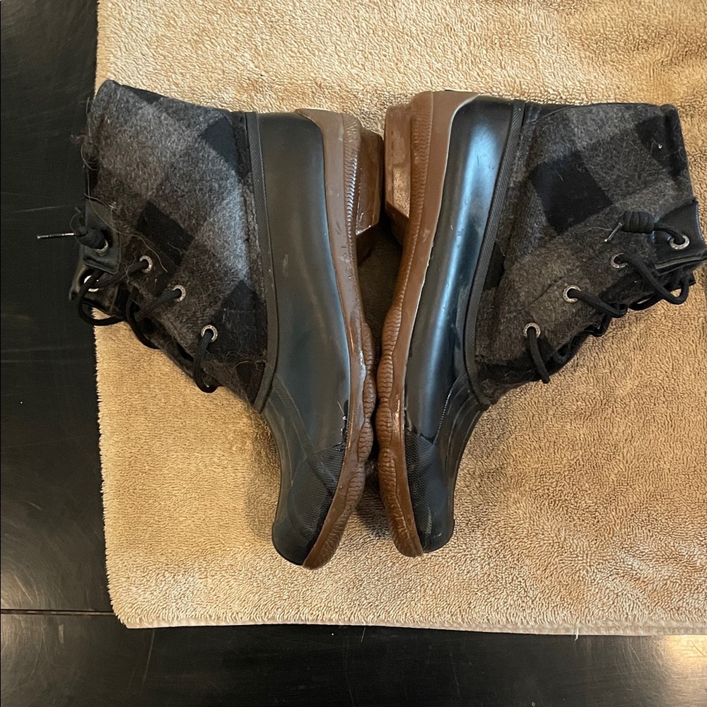 Sperry Black and Brown Ankle Boots